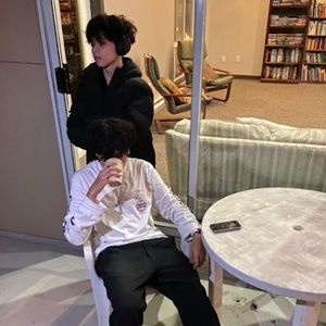 Meet your Posher, Joshua